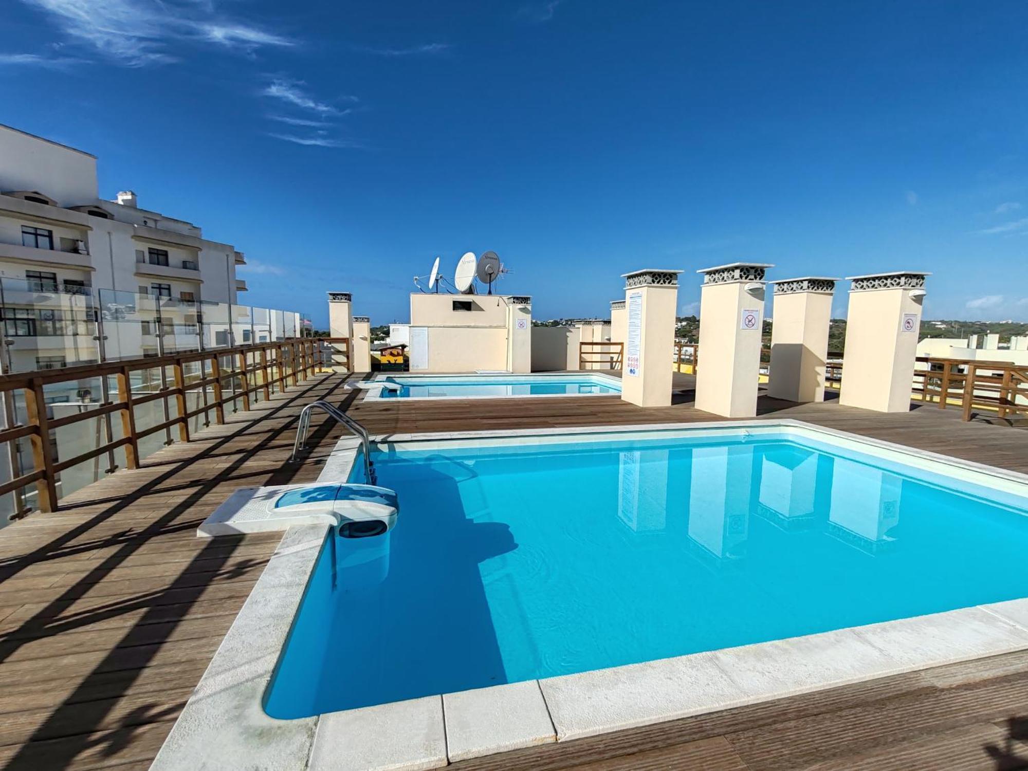 شقة 4D Terrace A - Casas & Papeis Armação de Pêra المظهر الخارجي الصورة